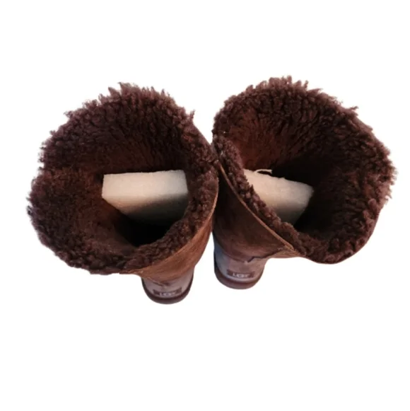 UGG Australia Chocolate Brwon 3 Bailey Button Boot Size 8 - Picture 5 of 5
